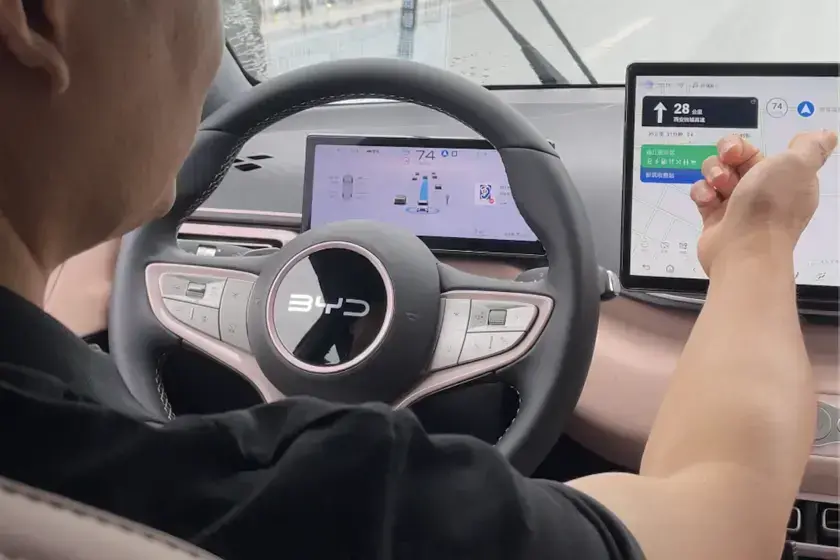 BYD prueba conducción autónoma en coche de 9.000 euros