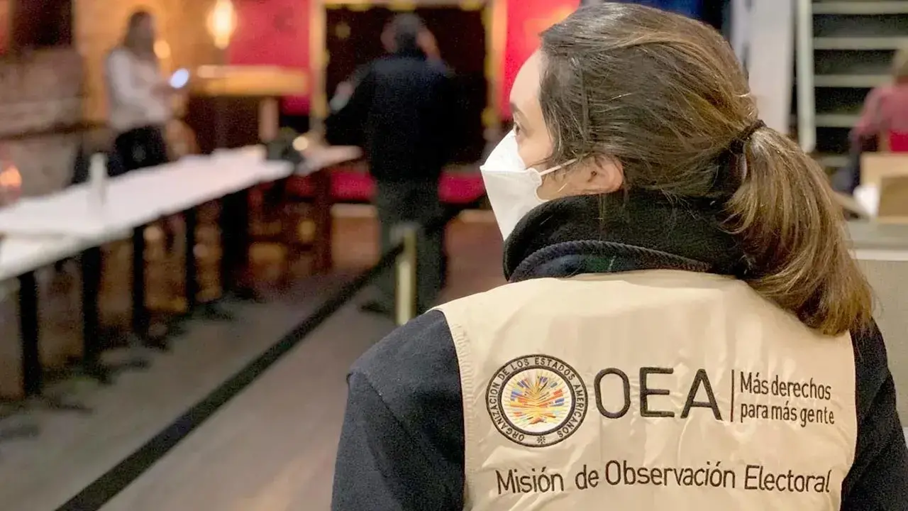 Una pasada Misión de Observación Electoral de la OEA en el país. OEA / ERBOL