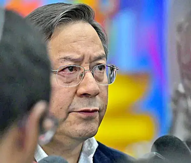 El presidente Luis Arce, este lunes, en declaraciones a la prensa. APG / Diario Correo del Sur