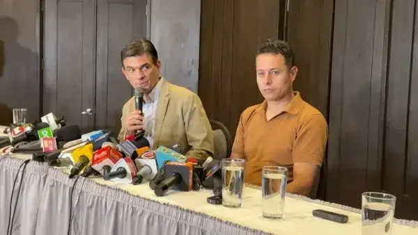 Rodrigo Paz y Edmand Lara