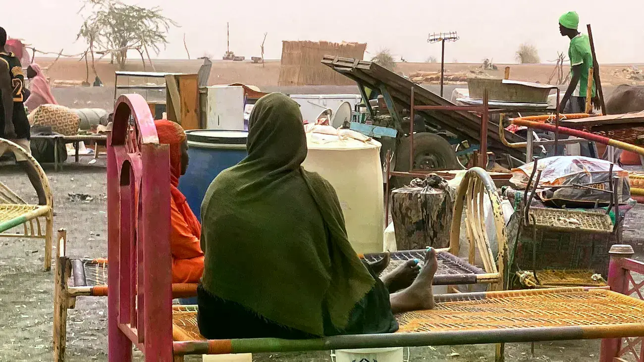 Civiles desplazados en Darfur (archivo)