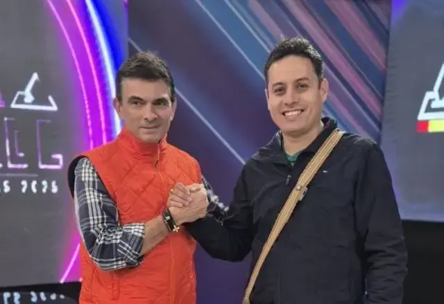 Rodrigo Paz (i) y Edmand Lara durante la campaña electoral.