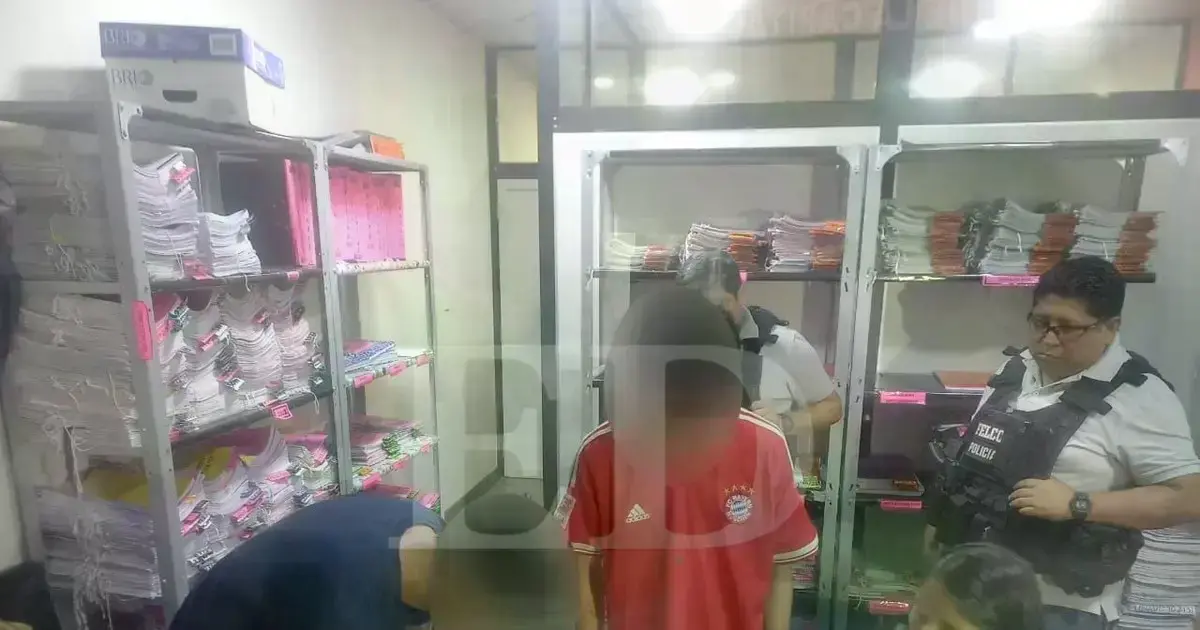 Los dos hermanos son puestos ante un juez