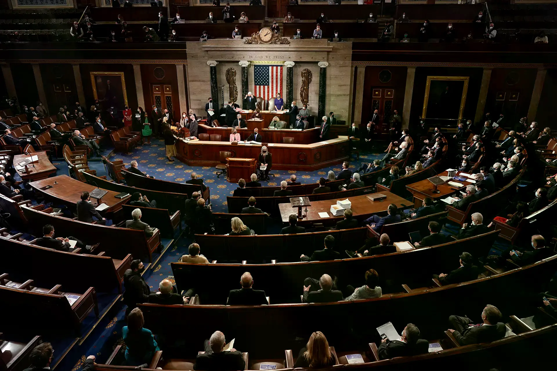 Reproducción en Internet de la noticia sobre el Senado y Venezuela.