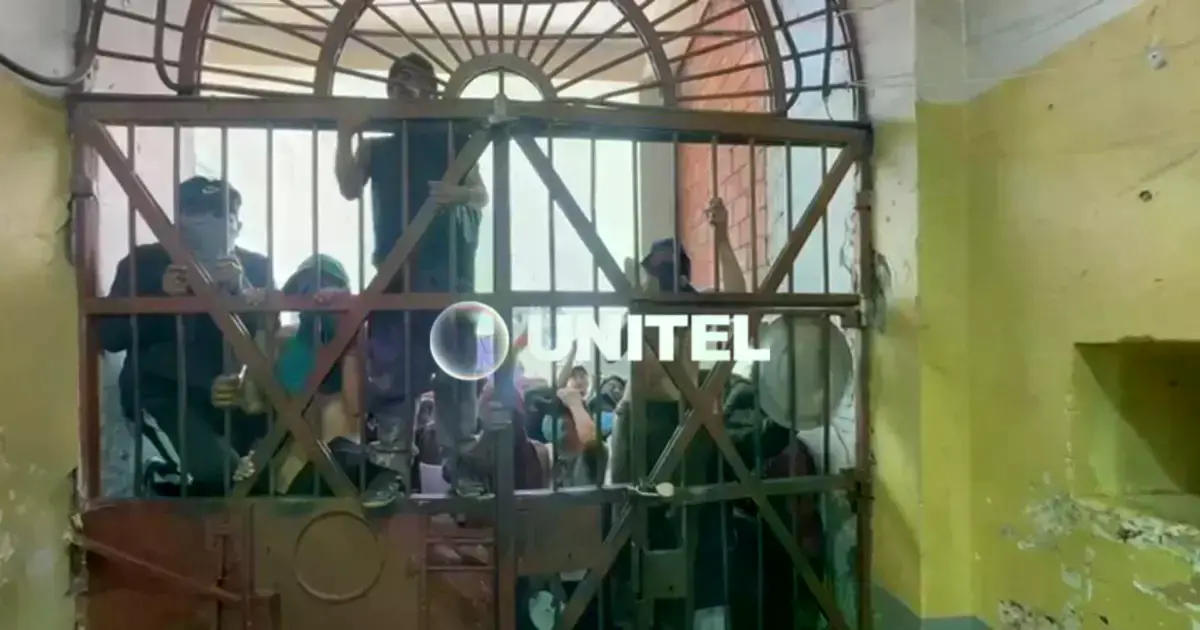 Protesta de reclusos en el penal de San Pedro