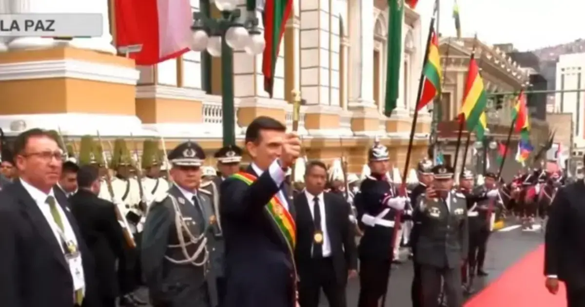 Rodrigo Paz en la plaza Murillo
