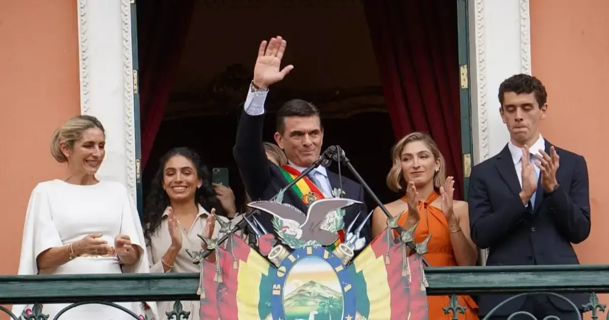 Paz y su familia en el balcón del Palacio