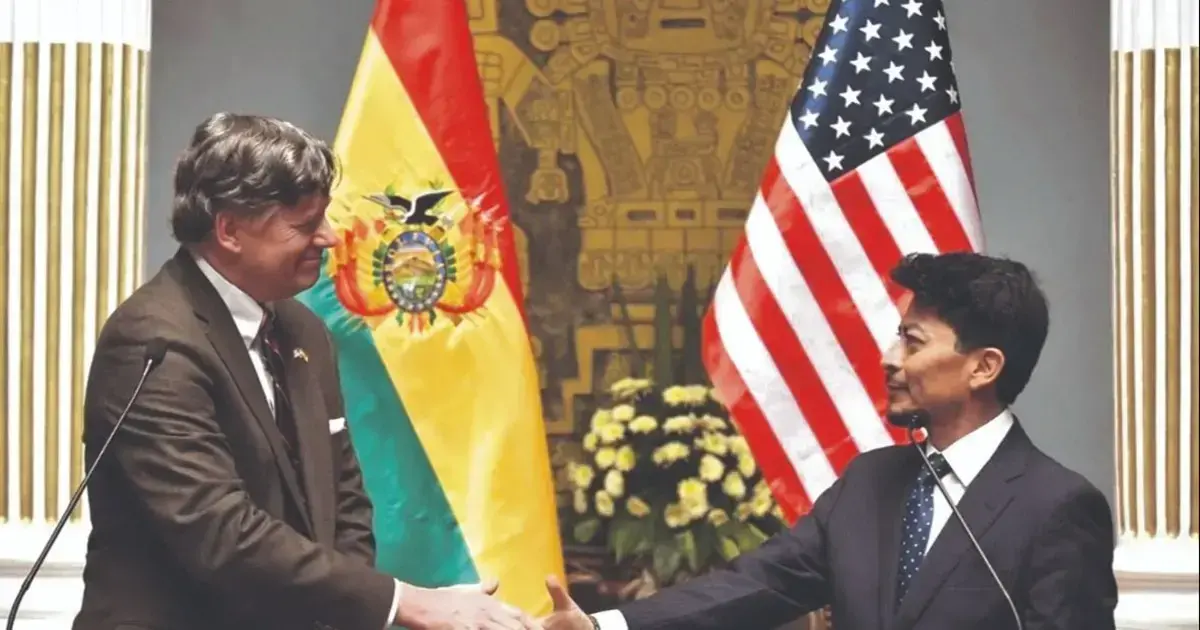 El subsecretario de Estado de EEUU, Christopher Landau, y el canciller Fernando Aramayo.