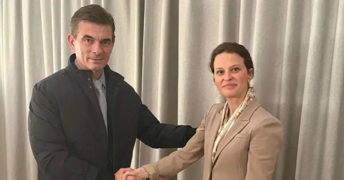 Encuentro entre Rodrigo Paz y Susana Cordeiro