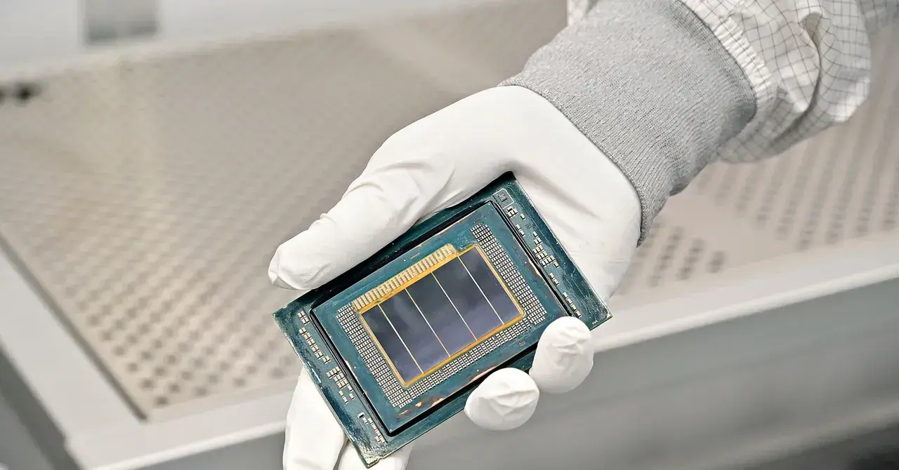 Interior de la planta de fabricación de chips Fab 52 de Intel