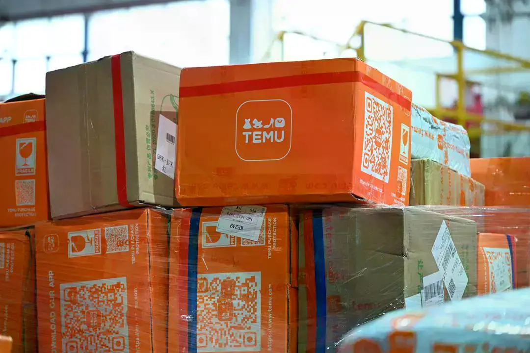 Paquetes de comercio electrónico listos para envío internacional