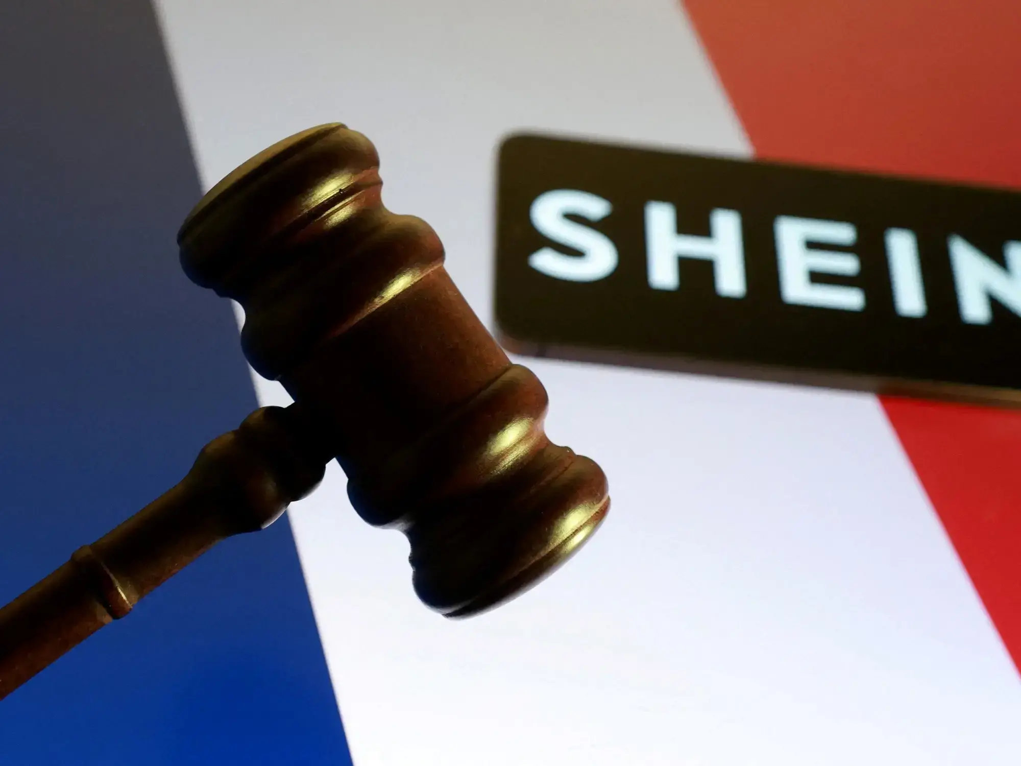 Ropa de Shein en los almacenes BHV de París