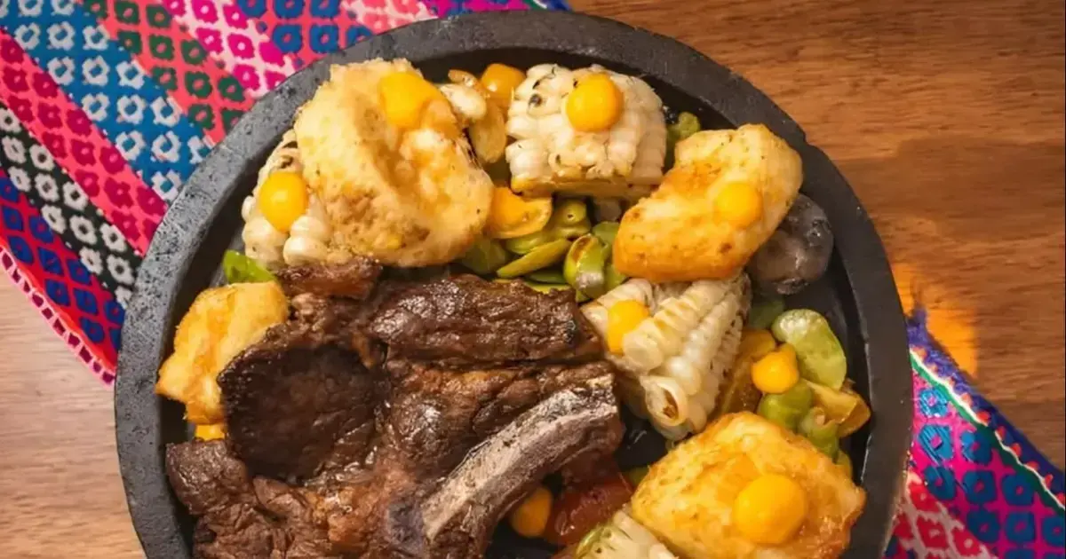 Plato paceño