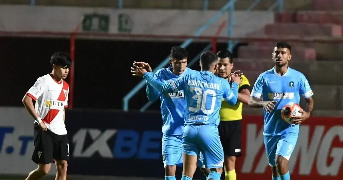 Jugadores de San Antonio festejan el gol del empate.