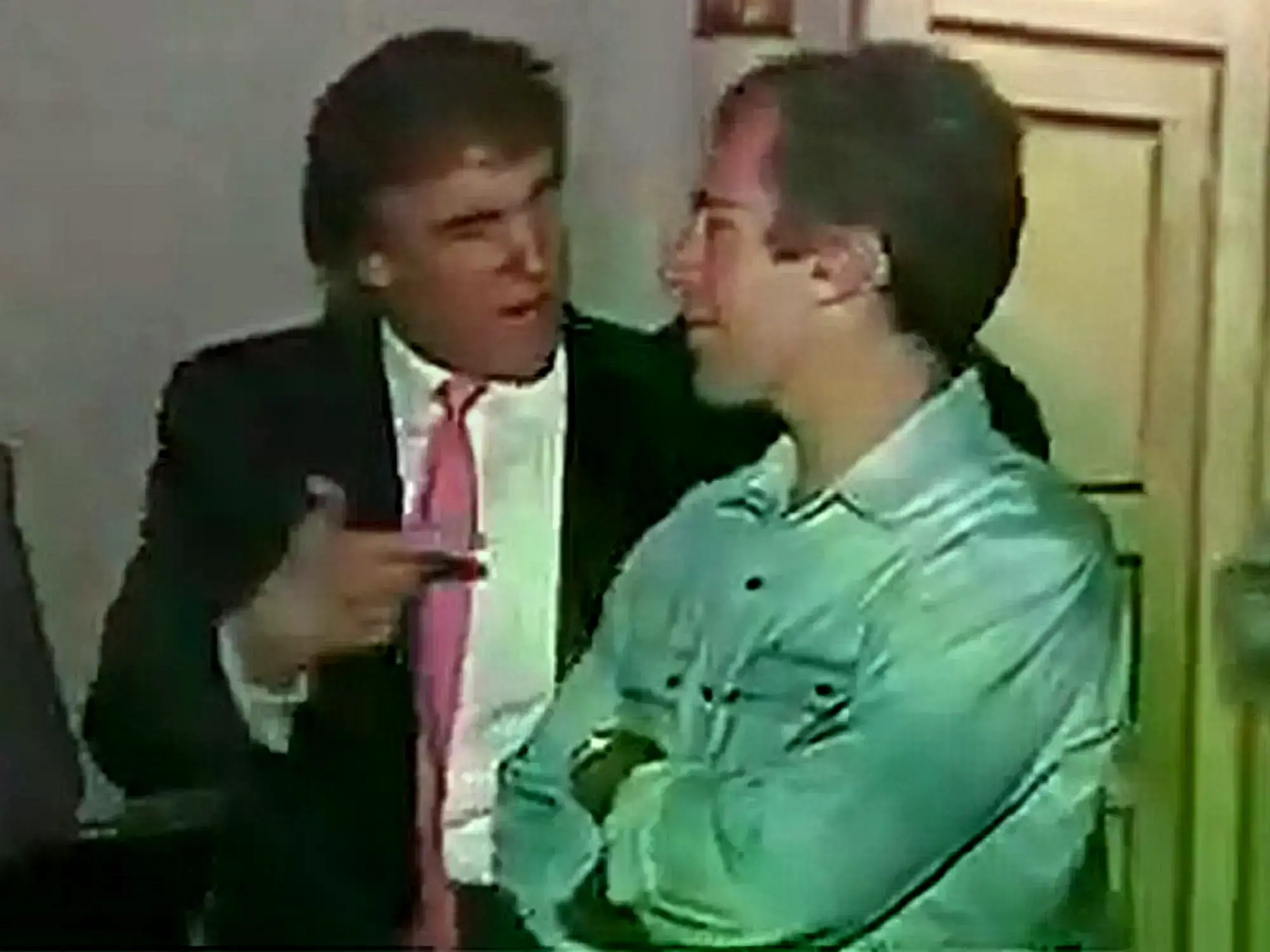 Donald Trump y Jeffrey Epstein en una fiesta en 1992