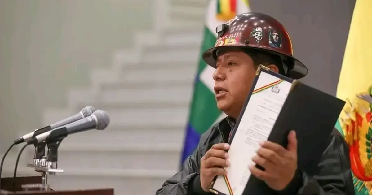 Juan Carlos Huarachi, exdirigente de la COB, declarando ante la Fiscalía.