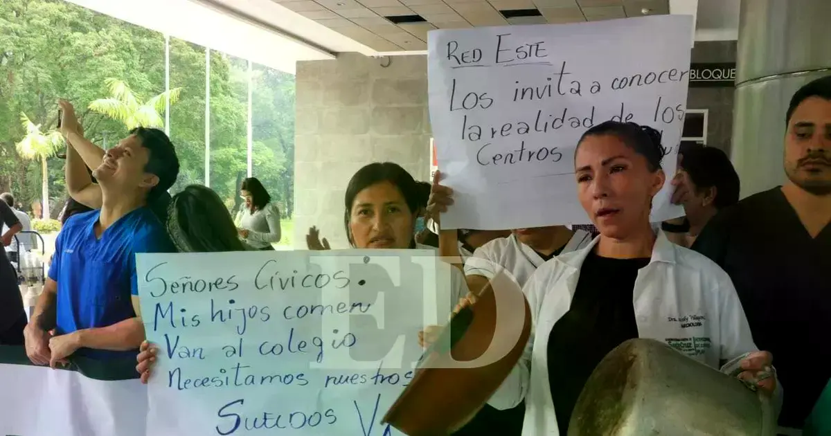 Profesionales de salud durante la protesta