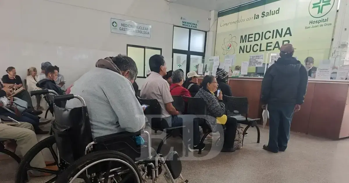 Pacientes son los más afectados cuando la atención en la salud pública se suspende
