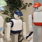 Memo, el robot doméstico de Sunday Robotics, en una cocina