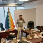 La Comisión de Constitución de Diputados.