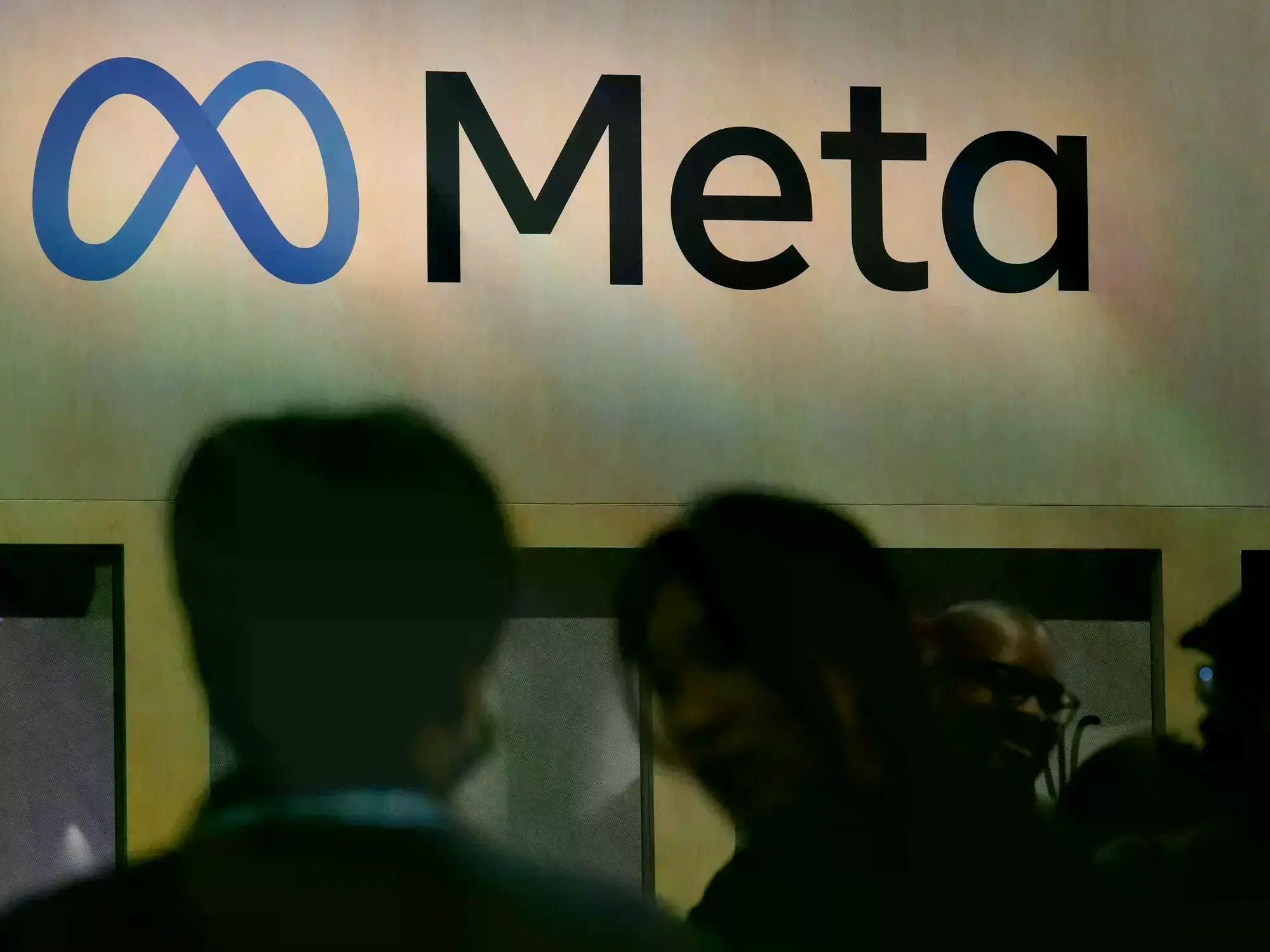 Mark Zuckerberg sufrió un duro golpe por el fallo contra su empresa Meta.