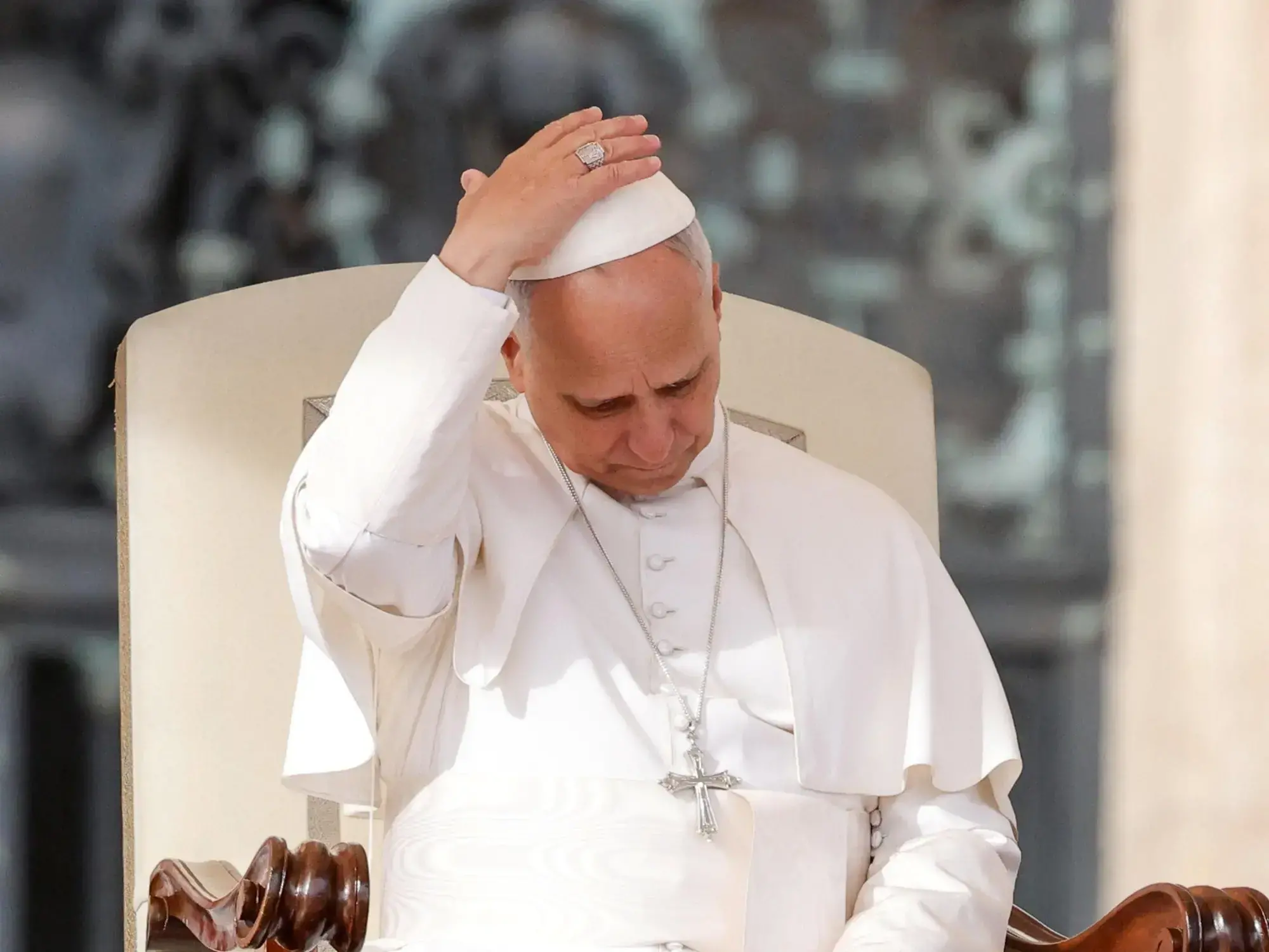 El papa León XIV aceptó la renuncia del obispo de Cádiz, acusado de abuso sexual.