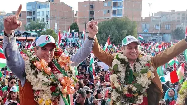 Paz y Lara en campaña electoral