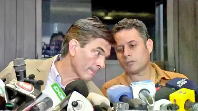 El presidente Rodrigo Paz y el vicepresidente Edmand Lara, antes de asumir.