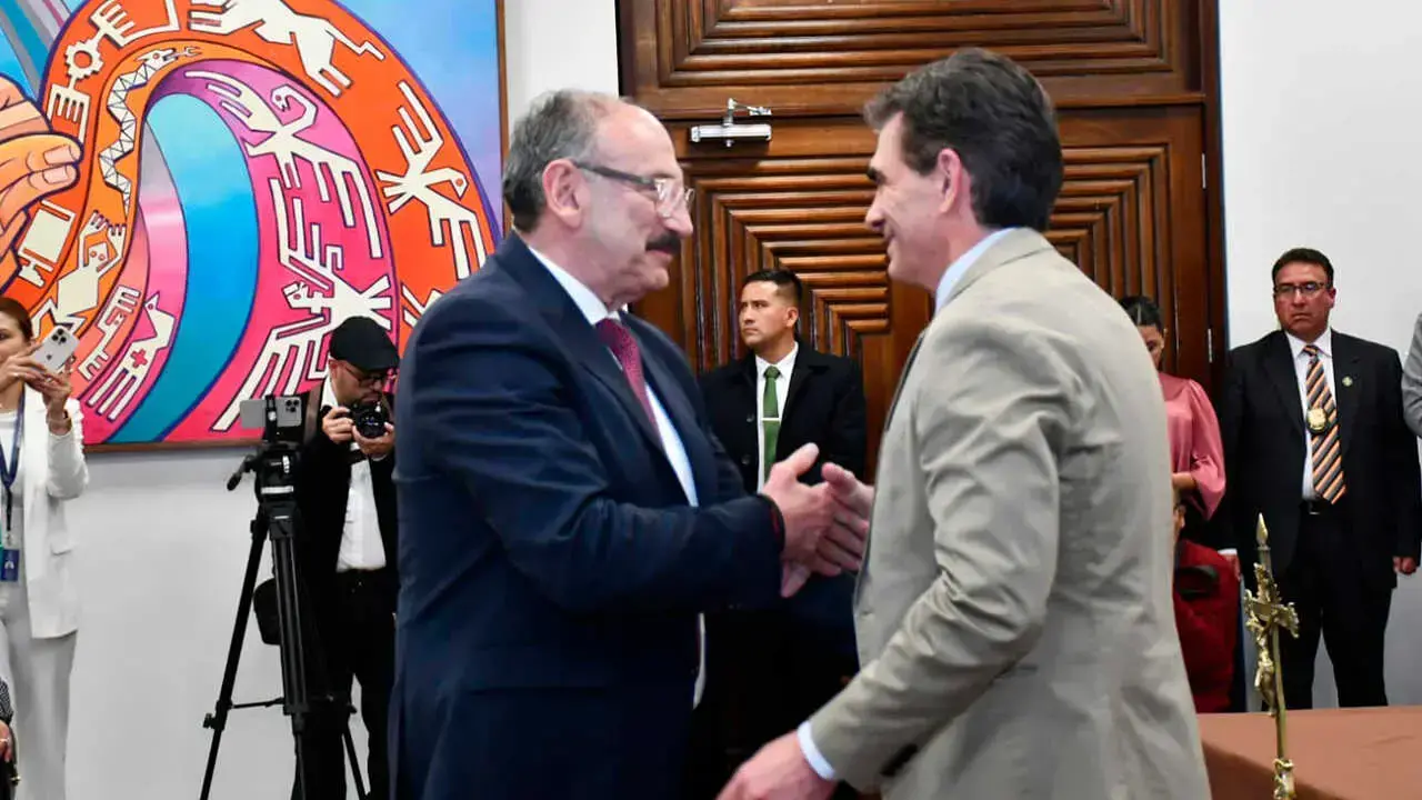 El nuevo Procurador del Estado, en su posesión.
