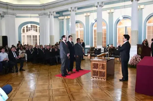 El ministro de Relaciones Exteriores, Fernando Aramayo, posesionó a los viceministros de cartera.