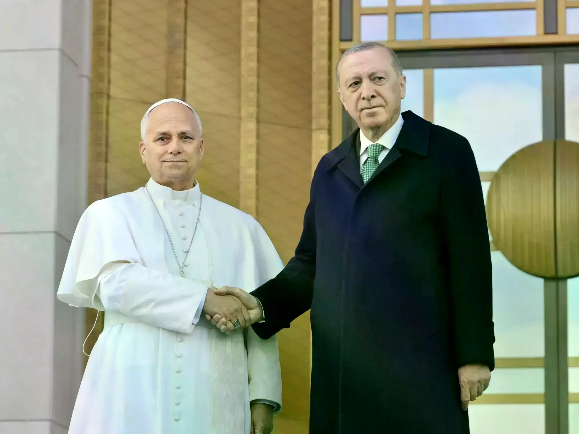 El Papa asiste a una ofrenda floral en el mausoleo de Mustafa Kemal Ataturk