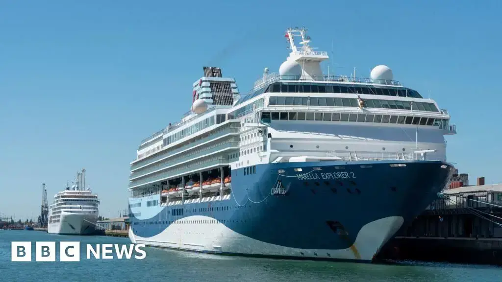 El crucero Marella Explorer 2, operado por TUI.