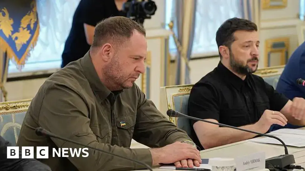 Andriy Yermak (L) has been Zelensky's chief of staff for more than five years