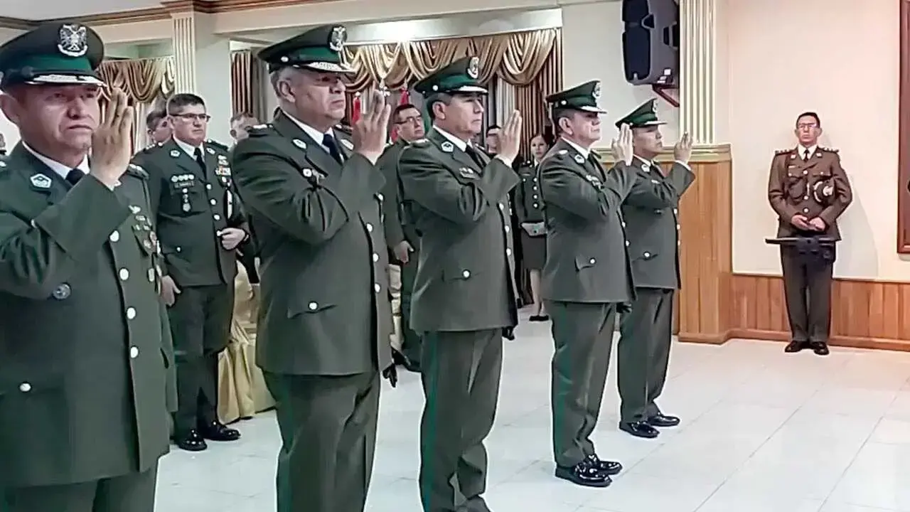 Acto de posesión de los cinco nuevos directores de la Policía.