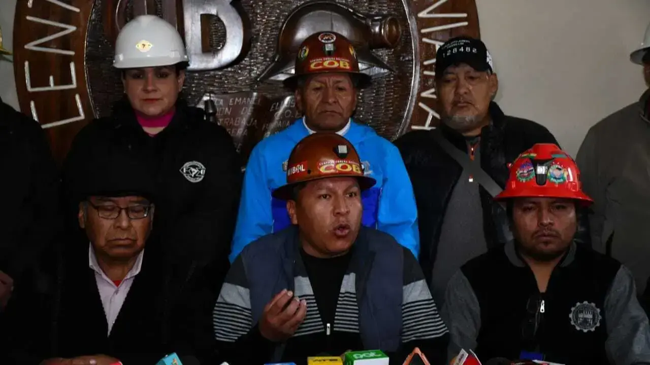 El ejecutivo de la COB, Mario Argollo.