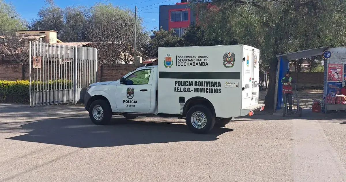 La Policía levantó el cuerpo y lo llevó al IDIF, donde se determinará la causa exacta de la muerte.