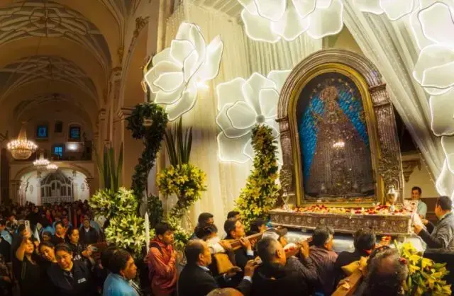 La festividad de la Virgen de Guadalupe.