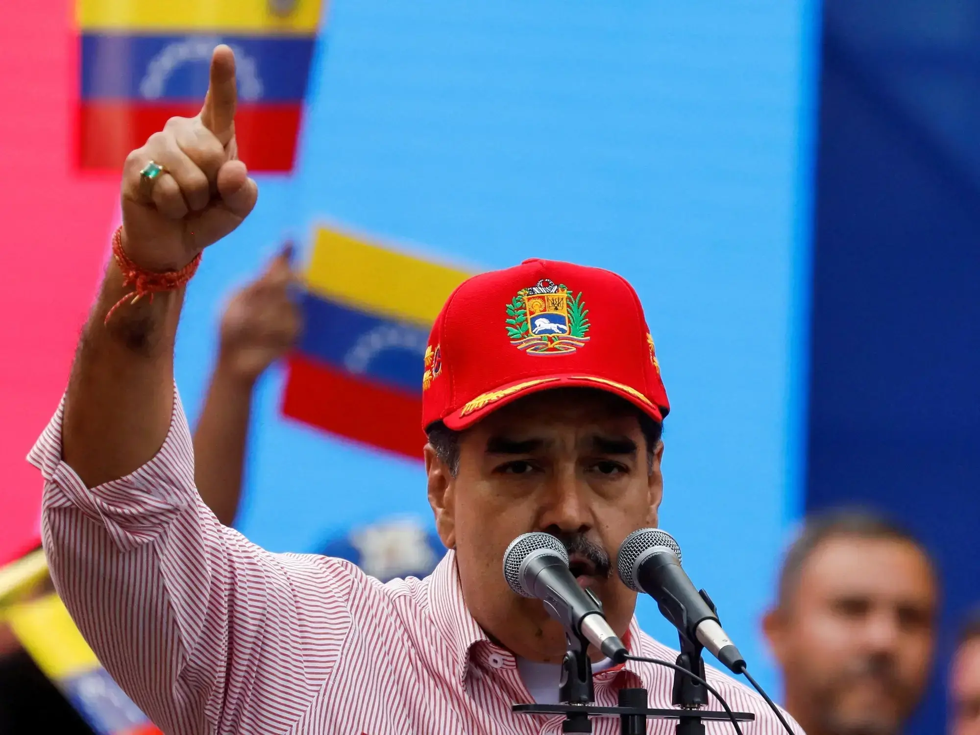 Nicolás Maduro, en un acto con seguidores en Caracas, este lunes.
