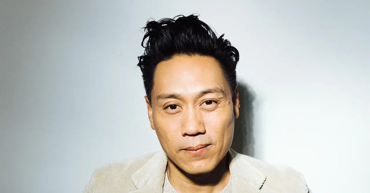 El director Jon M. Chu durante una entrevista.