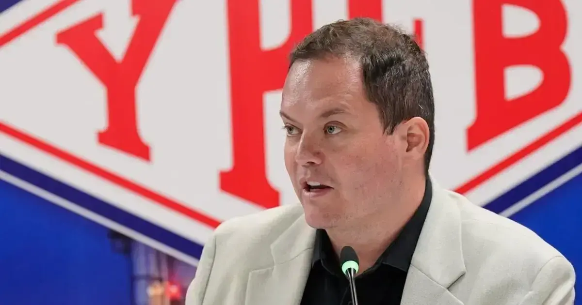 El expresidente de YPFB, Armin Dorgathen.