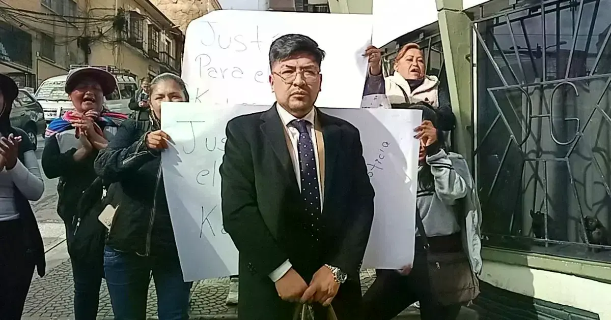 El exsubprocurador del Estado, Juan Kaleff Clemor, a su salida de una de las audiencias del juicio en su contra.