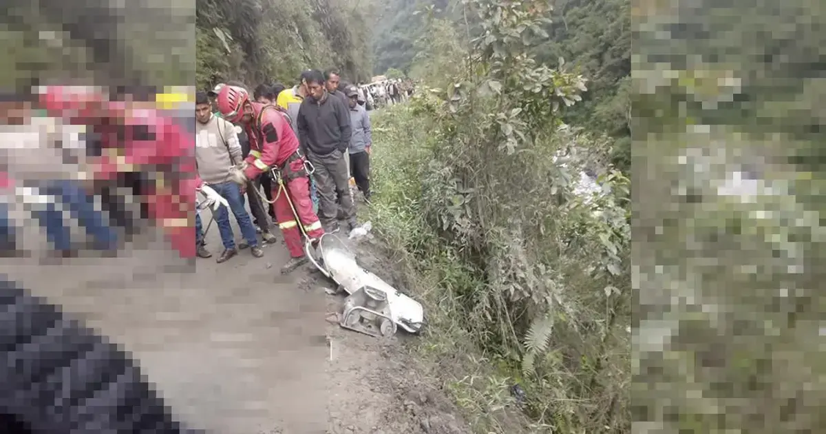 El vehículo se precipitó en el secto de Velo de Novia