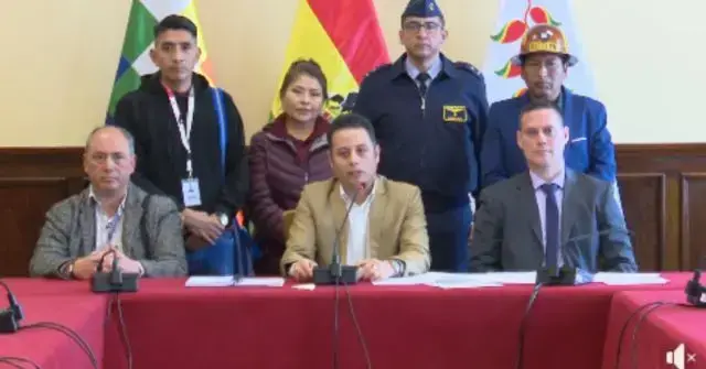 El Vicepresidente la mañana de este martes en contacto con la prensa.