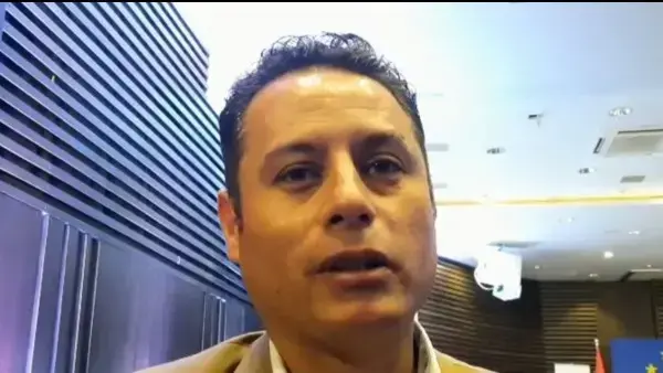 El vicepresidente Edmand Lara durante una entrevista.