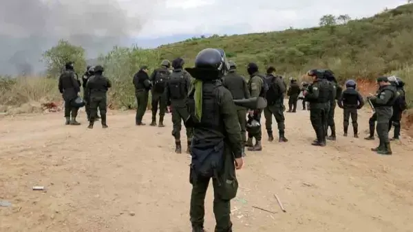 Intervención policial en el botadero de Colcapirhua, Cochabamba.