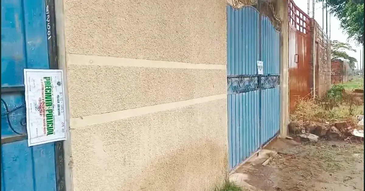 El inmueble donde se encontró la marihuana lista para su comercialización y las cuatro personas imputadas que pasaron a Palma