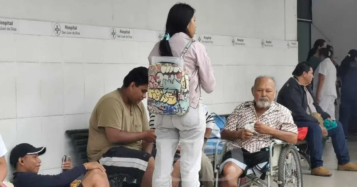 Pacientes son los más afectados cuando la atención en los hospitales se suspende