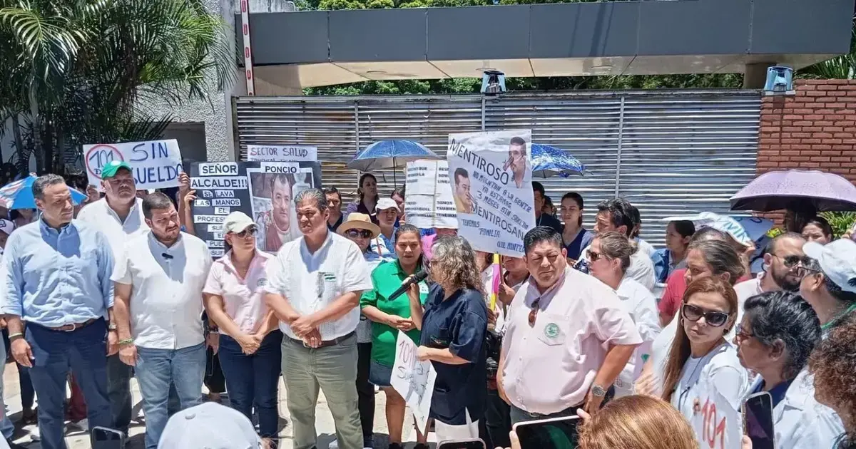 El Comité pro Santa Cruz acudió a Parques y Jardines para conocer la situación del sector salud.