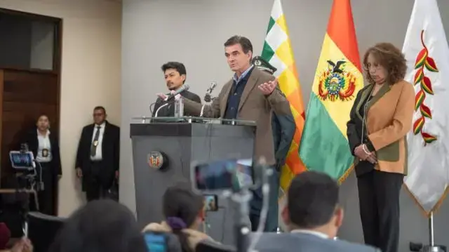 El presidente Rodrigo Paz, en una conferencia de prensa reciente.