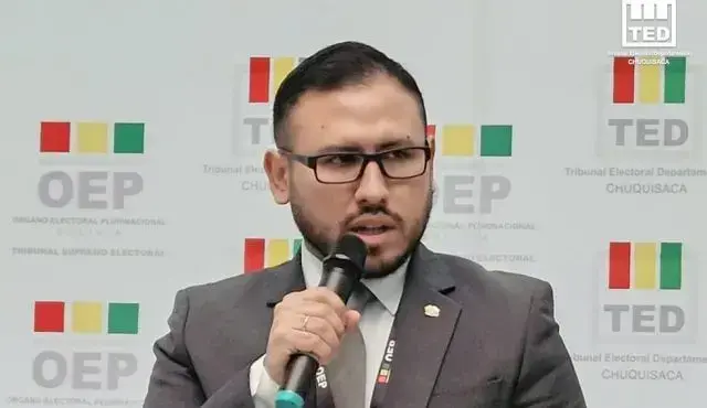 El presidente saliente del Tribunal Electoral Departamental (TED) Chuquisaca, Mauricio del Río.